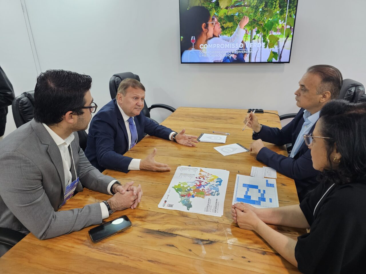 Presidente da OCBPM e Secretário de Turismo do Estado de São Paulo discutem estratégias para o fomento do ecoturismo